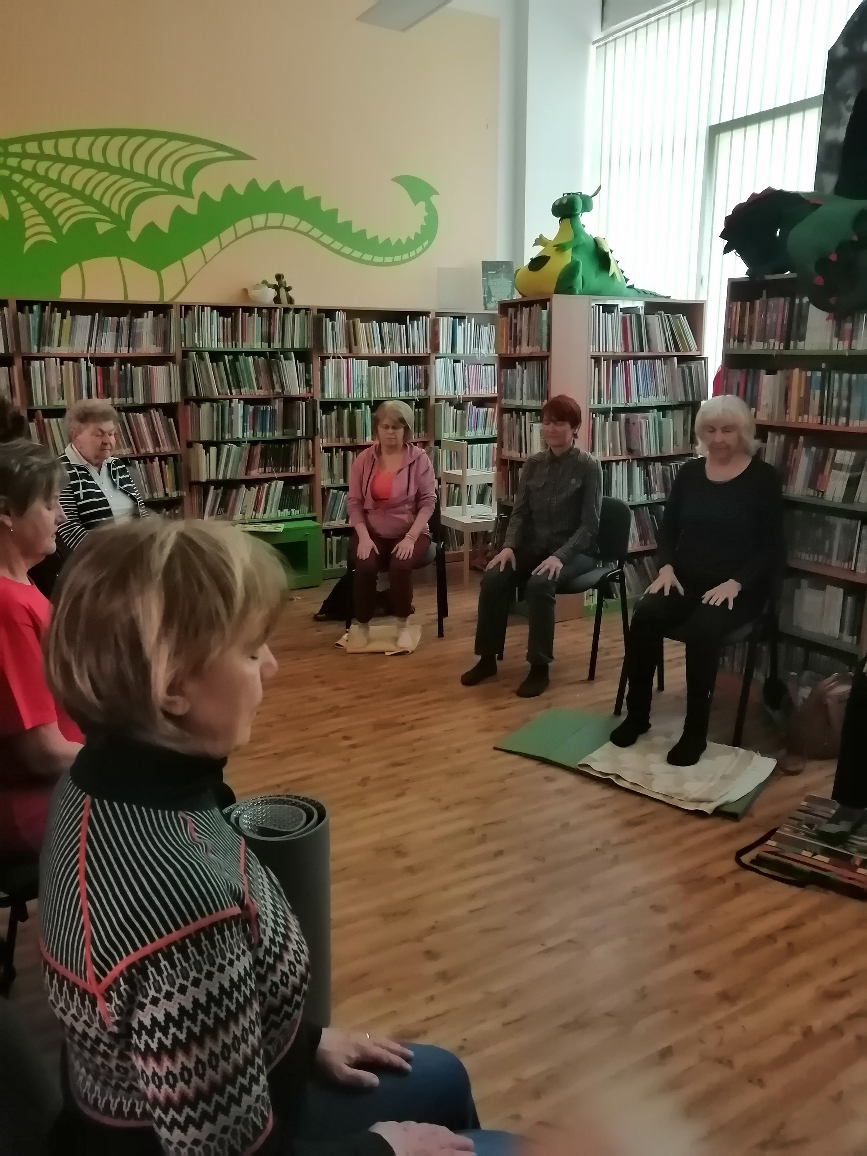 Cvičení v knihovně: Čchi-kung - cesta k harmonii / 25. únor 2025